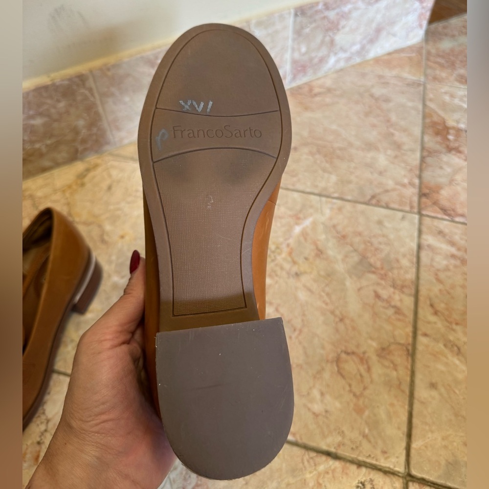 Franco Sarto beautiful caramel brown Newbocca Loafer. - Picture 2 of 16